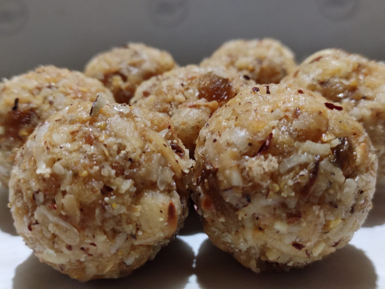 डिंक लाडू