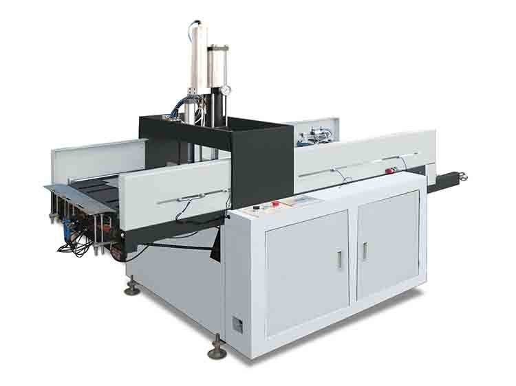 Pouch Making Machine