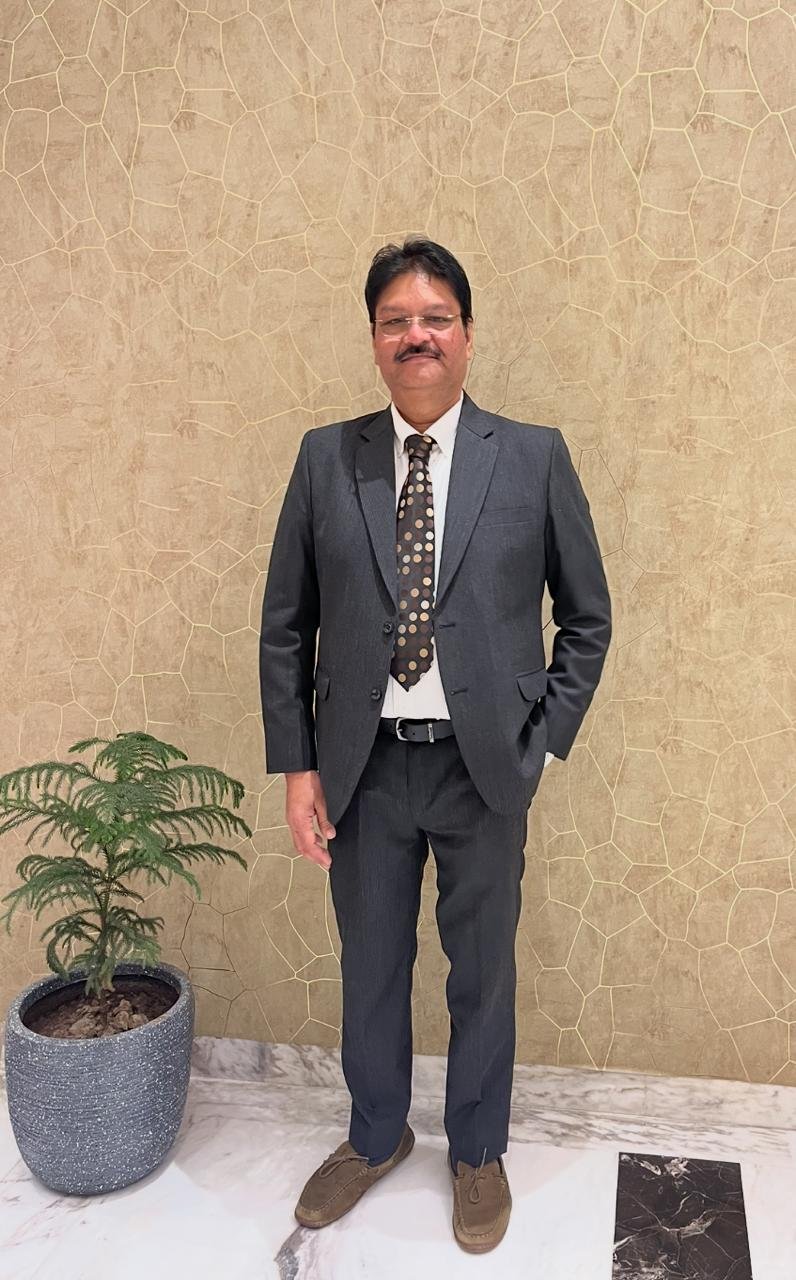 Dr. Vivek Gupta